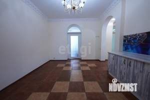 4-к квартира, вторичка, 119м2, 2/5 этаж