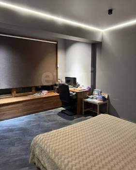 4-к квартира, вторичка, 185м2, 4/4 этаж