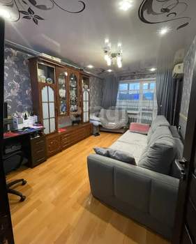 4-к квартира, вторичка, 61м2, 5/5 этаж