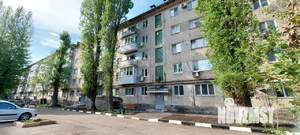 2-к квартира, вторичка, 42м2, 1/5 этаж