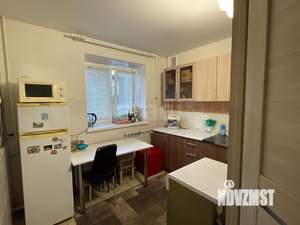 3-к квартира, вторичка, 42м2, 1/5 этаж