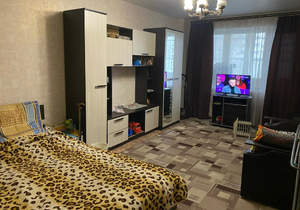 1-к квартира, вторичка, 42м2, 1/10 этаж