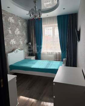 3-к квартира, вторичка, 70м2, 3/14 этаж