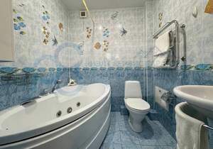 4-к квартира, вторичка, 114м2, 8/9 этаж