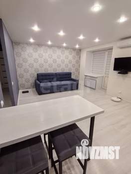 2-к квартира, вторичка, 50м2, 1/10 этаж