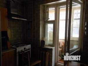 2-к квартира, вторичка, 49м2, 1/6 этаж