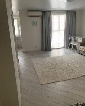 Студия квартира, вторичка, 37м2, 3/10 этаж