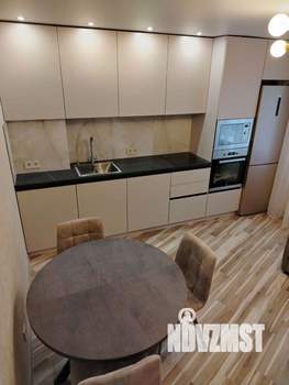 2-к квартира, вторичка, 58м2, 4/10 этаж