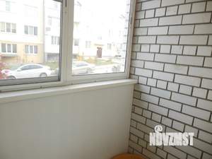 2-к квартира, вторичка, 60м2, 1/3 этаж