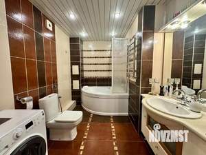 4-к квартира, вторичка, 102м2, 4/10 этаж