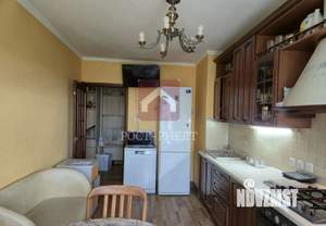 3-к квартира, вторичка, 82м2, 4/10 этаж