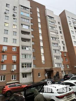 2-к квартира, вторичка, 54м2, 1/10 этаж