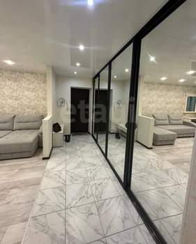 2-к квартира, вторичка, 58м2, 10/10 этаж