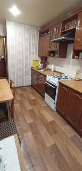 4-к квартира, вторичка, 74м2, 4/9 этаж
