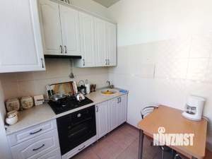 3-к квартира, вторичка, 74м2, 2/4 этаж