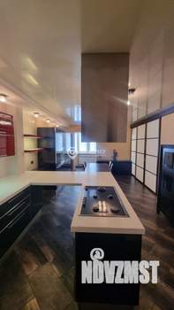 3-к квартира, вторичка, 235м2, 2/10 этаж