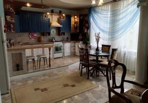 4-к квартира, вторичка, 127м2, 5/5 этаж