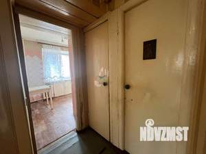 3-к квартира, вторичка, 50м2, 1/5 этаж