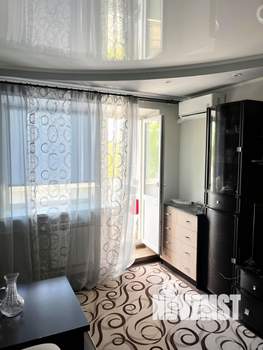 2-к квартира, вторичка, 42м2, 3/5 этаж