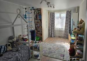 3-к квартира, вторичка, 77м2, 13/16 этаж