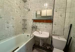 2-к квартира, вторичка, 43м2, 3/5 этаж