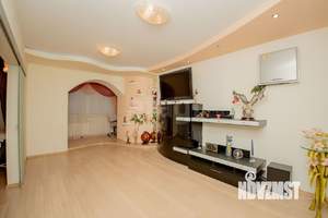 3-к квартира, вторичка, 100м2, 5/10 этаж