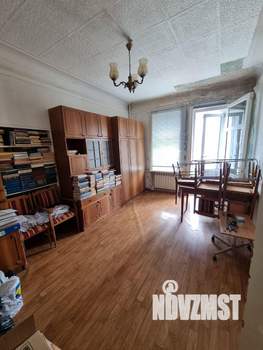 3-к квартира, вторичка, 65м2, 4/4 этаж