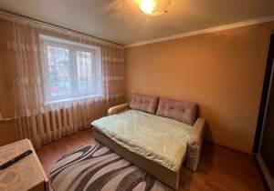 3-к квартира, вторичка, 57м2, 1/9 этаж