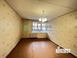 3-к квартира, вторичка, 63м2, 1/9 этаж
