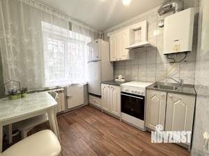 2-к квартира, вторичка, 42м2, 1/5 этаж