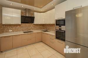 3-к квартира, вторичка, 82м2, 6/25 этаж