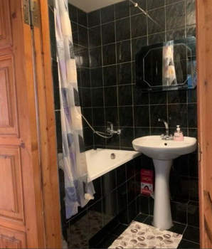 3-к квартира, вторичка, 61м2, 8/9 этаж