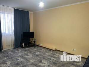 2-к квартира, вторичка, 62м2, 1/10 этаж