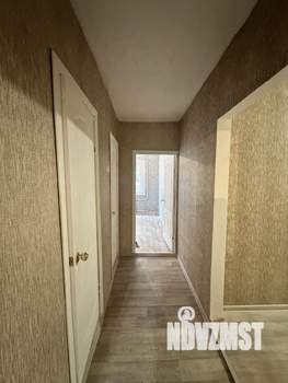 3-к квартира, вторичка, 64м2, 1/9 этаж