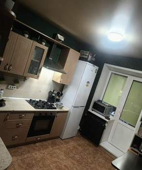 2-к квартира, вторичка, 56м2, 1/10 этаж