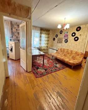 2-к квартира, вторичка, 43м2, 3/5 этаж