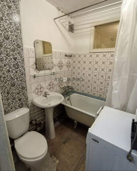 2-к квартира, вторичка, 43м2, 1/5 этаж