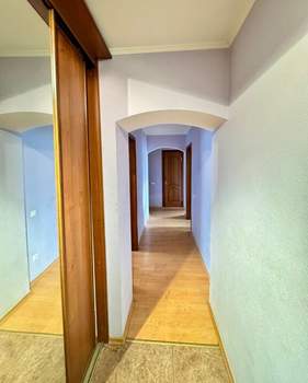 3-к квартира, вторичка, 65м2, 5/8 этаж