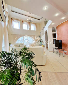 4-к квартира, вторичка, 202м2, 11/12 этаж