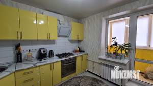 2-к квартира, вторичка, 54м2, 1/10 этаж
