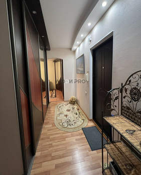 2-к квартира, вторичка, 54м2, 8/9 этаж