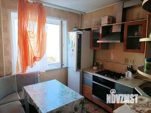 3-к квартира, вторичка, 65м2, 8/10 этаж