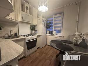 2-к квартира, вторичка, 51м2, 9/9 этаж