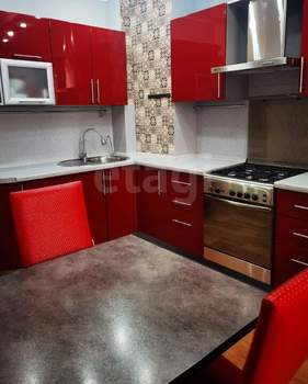 3-к квартира, вторичка, 78м2, 8/10 этаж