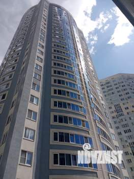 Студия квартира, вторичка, 97м2, 1/25 этаж