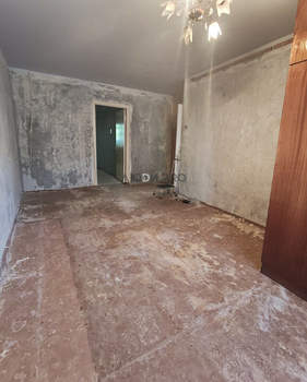 3-к квартира, вторичка, 64м2, 1/9 этаж