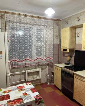 3-к квартира, вторичка, 64м2, 6/10 этаж
