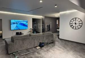 4-к квартира, вторичка, 185м2, 4/4 этаж