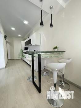 2-к квартира, вторичка, 65м2, 3/18 этаж