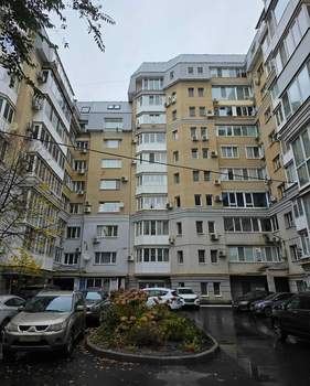 3-к квартира, вторичка, 128м2, 9/9 этаж